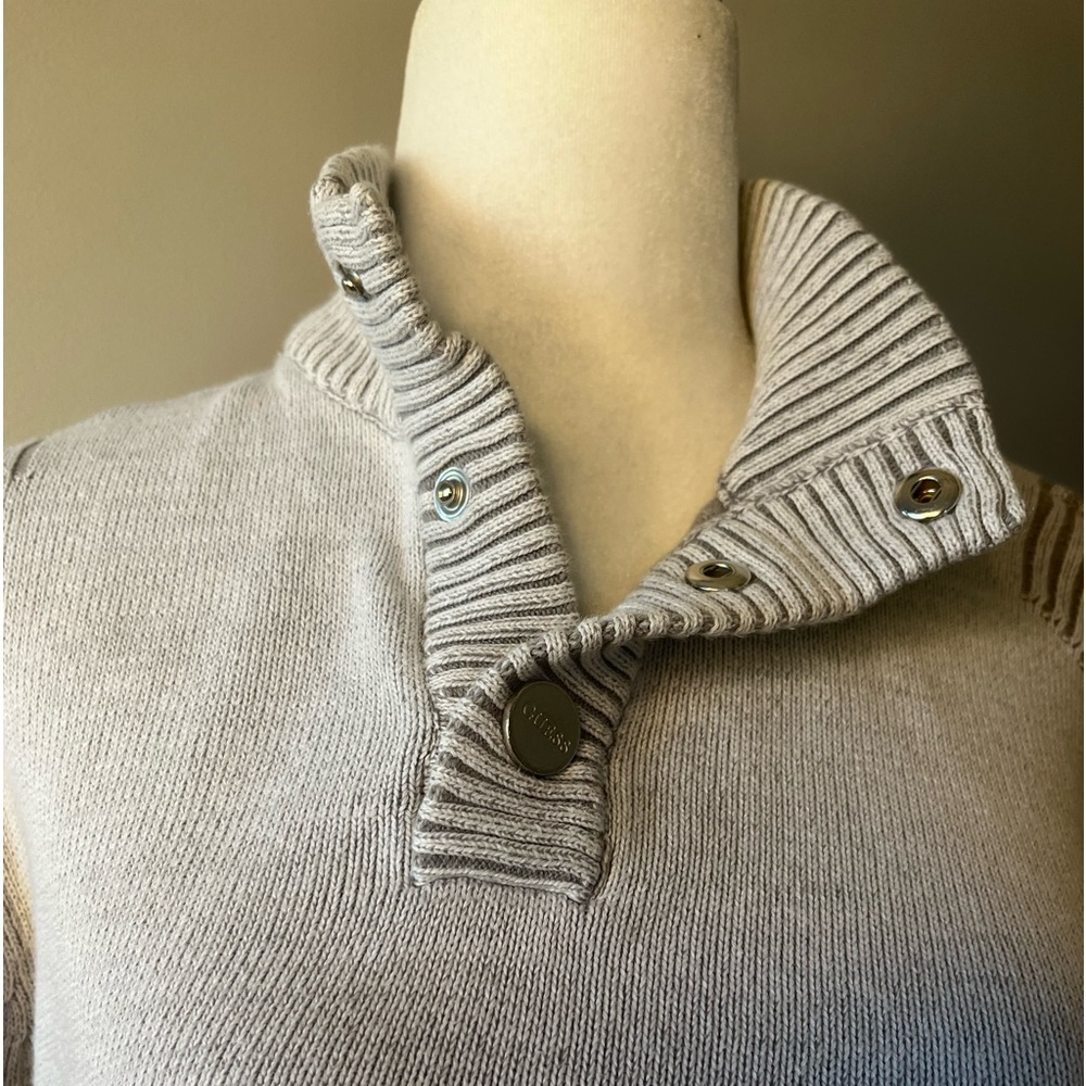 Guess NWOT Grey Sweater w/ lotsnof length ans 3 Snaps at Collar!!